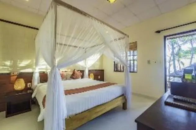 BUNGALOW