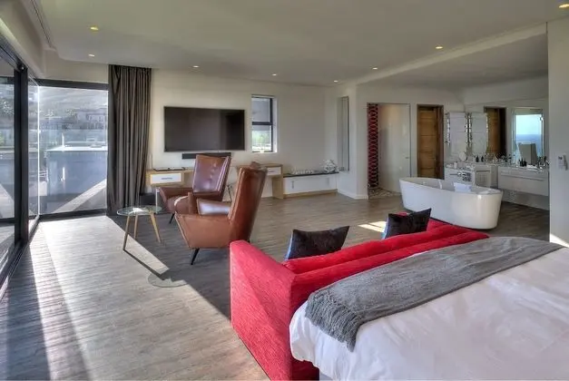 Sea Star Rocks Suite