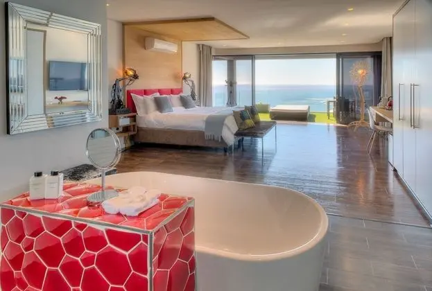 Sea Star Rocks Suite