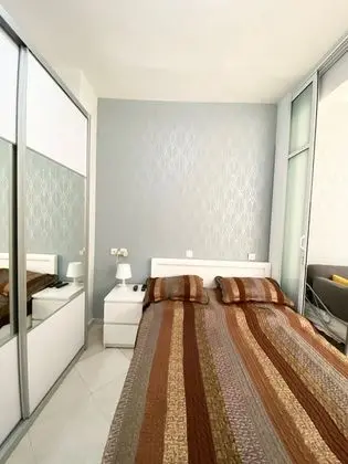 Deluxe Studio, Hayarkon 210 apartment 1