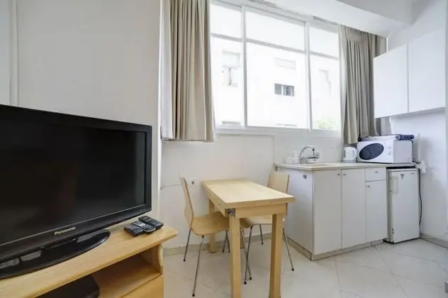 Deluxe Studio, Hayarkon 210 apartment 1