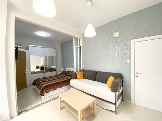 Deluxe Studio, Hayarkon 210 apartment 1