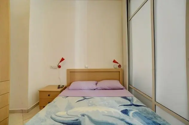 Deluxe Studio, Hayarkon 210 apartment 1
