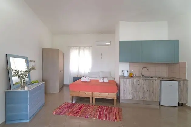 Tek Büyük Yataklı Oda, Deniz Manzaralı, Denize Sıfır