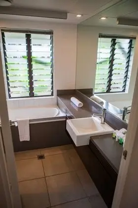 Luxury Apart Daire, 2 Yatak Odası, Havuz Manzaralı, Havuz Kenarı