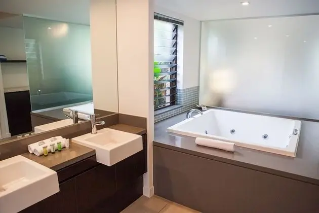 Luxury Apart Daire, 2 Yatak Odası, Havuz Manzaralı, Havuz Kenarı