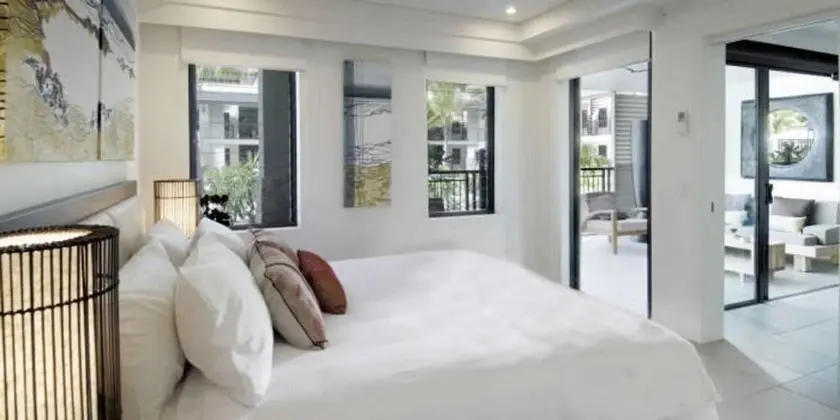 Luxury Çatı Katı Süiti (Penthouse), 1 Yatak Odası, Havuz Manzaralı, Plaj Kenarı