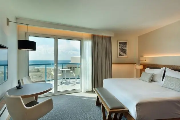 Deluxe Oda, Balkon, Deniz Manzaralı