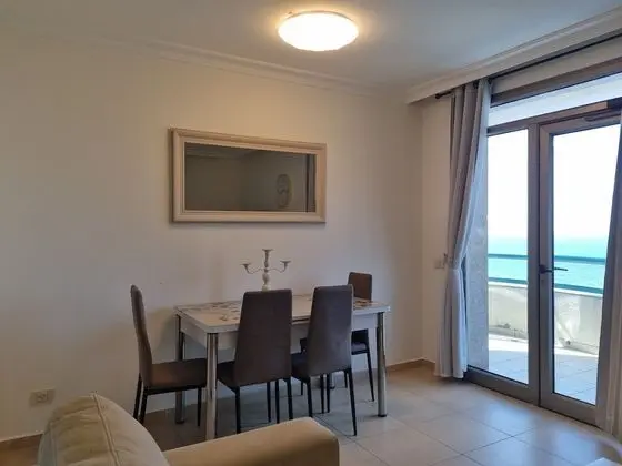 Apart Daire, 2 Yatak Odası, Deniz Manzaralı