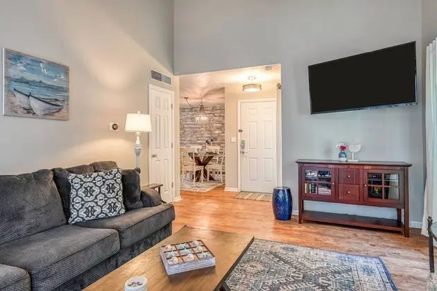 Daire (Sea Turtle Shores)