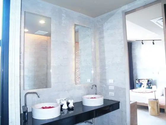 2 Bedroom Suite Pool Villa
