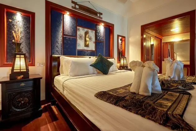 Superior Villa, Havuz Kenarı