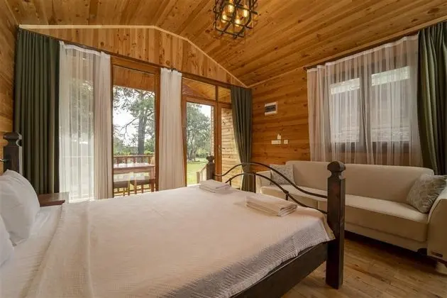 https://images.etstur.com/files/images/hotelImages/TR/219359/l/Sea-Valley-Bungalows-Oda-369586.jpg