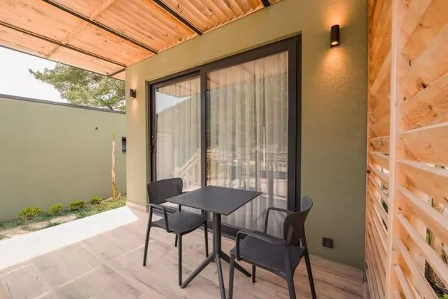 https://images.etstur.com/files/images/hotelImages/TR/219359/l/Sea-Valley-Bungalows-Oda-387078.jpg