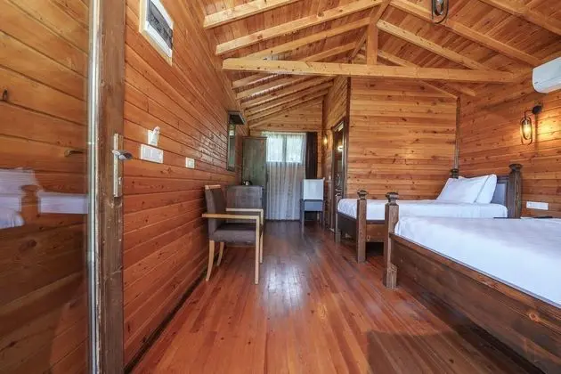 https://images.etstur.com/files/images/hotelImages/TR/219359/l/Sea-Valley-Bungalows-Oda-395115.jpg