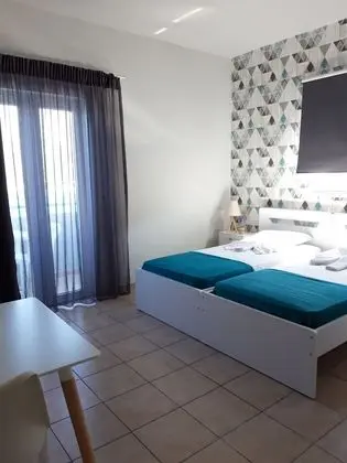 Basic Tek Büyük veya İki Ayrı Yataklı Oda, Deniz Manzaralı