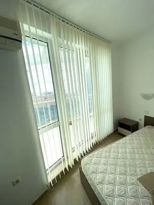 Apart Daire, 1 Büyük (Queen) Boy Yatak ve Çekyat