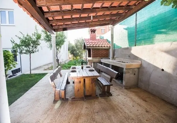 Apart Daire (Sea View - 250 m from sea - A2 Vila J)