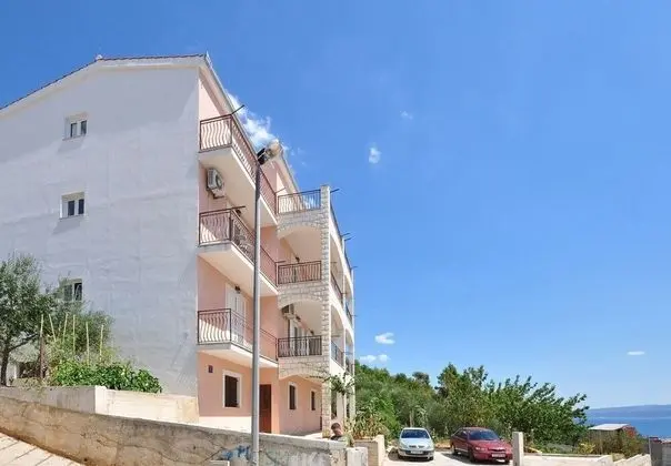 Apart Daire (Sea View - 250 m from sea - A2 Vila J)