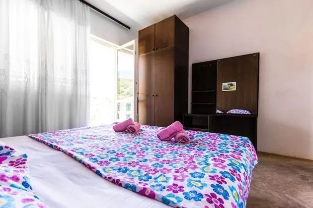 Apart Daire (Sea View - 7 m from beach - A1(5+2))