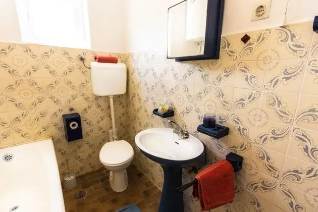 Apart Daire (Sea View - 7 m from beach - A1(5+2))