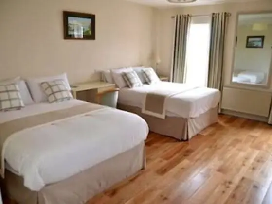 İki Ayrı Yataklı Oda, Banyolu/Duşlu