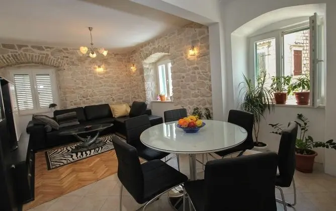 Apart Daire, Deniz Manzaralı