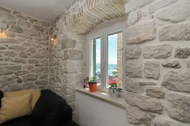 Apart Daire, Deniz Manzaralı