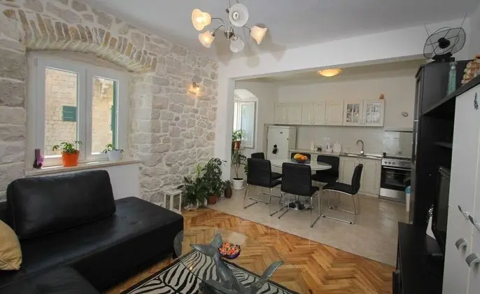 Apart Daire, Deniz Manzaralı