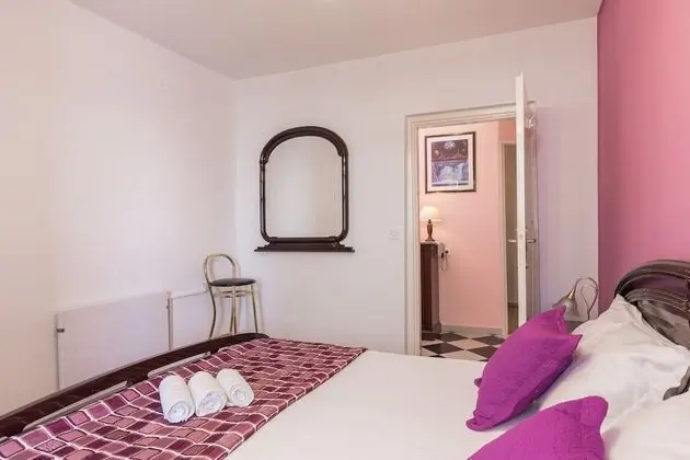 Apart Daire (Apartment with Sea View)