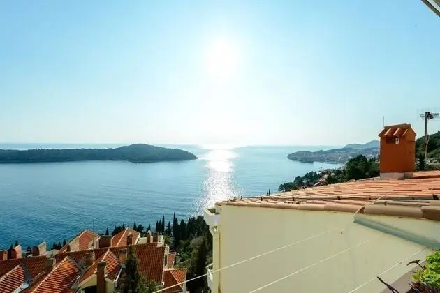 Apart Daire (One Bedroom Apartment with Balcony an)