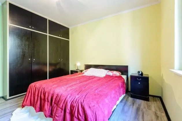 Apart Daire (One Bedroom Apartment with Balcony an)