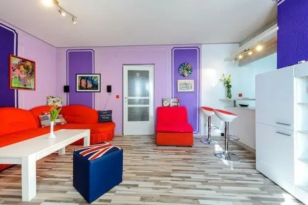 Apart Daire (One Bedroom Apartment with Balcony an)