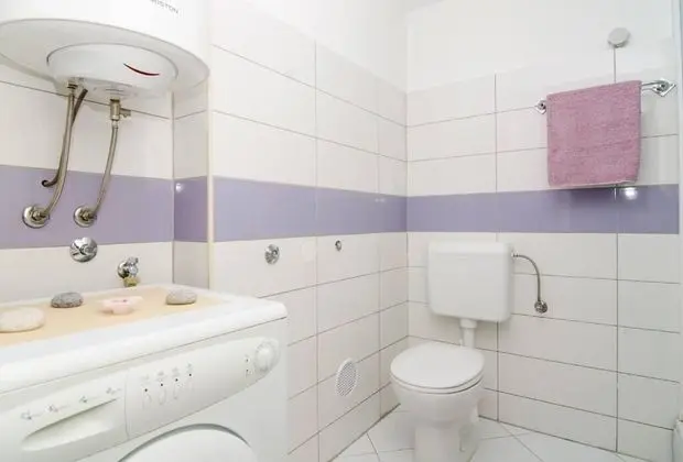 Apart Daire (Two-Bedroom Apartment with Balcony an)