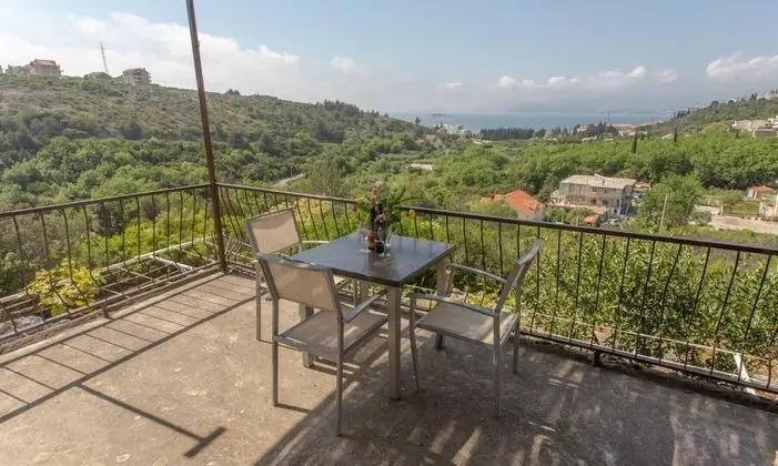 Panoramic Apart Daire, Deniz Manzaralı, Denize Bakan (Pink)