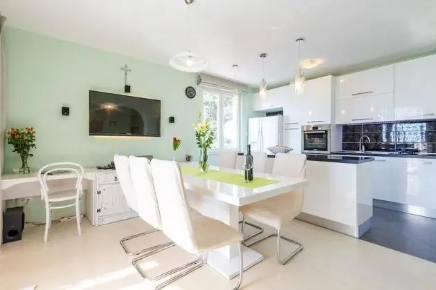 Apart Daire (1 Bedroom Apt with Balcony n Sea View)