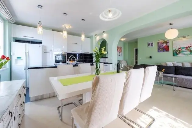 Apart Daire (1 Bedroom Apt with Balcony n Sea View)