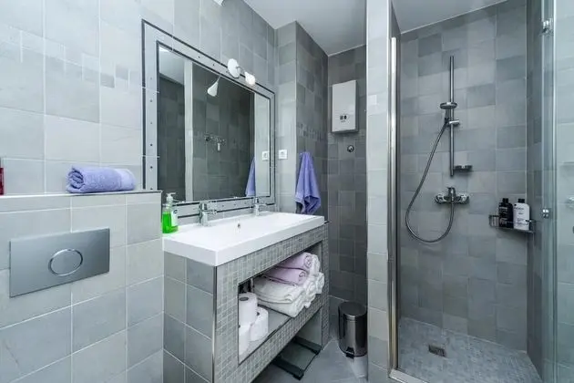 Apart Daire (1 Bedroom Apt with Balcony n Sea View)