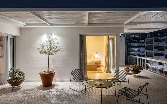 Çatı Katı Süiti (Penthouse)