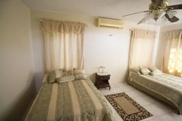 Comfort Villa, Birden Çok Yatak Odası, Havuz Kullanımı, Denize Bakan