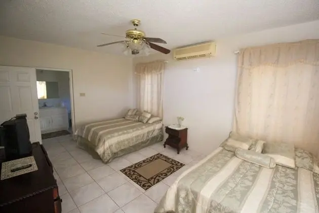 Comfort Villa, Birden Çok Yatak Odası, Havuz Kullanımı, Denize Bakan