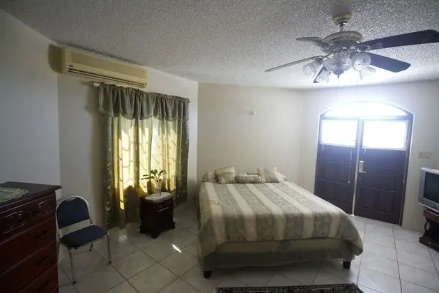 Comfort Villa, Birden Çok Yatak Odası, Havuz Kullanımı, Denize Bakan