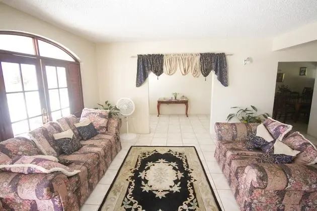 Comfort Villa, Birden Çok Yatak Odası, Havuz Kullanımı, Denize Bakan