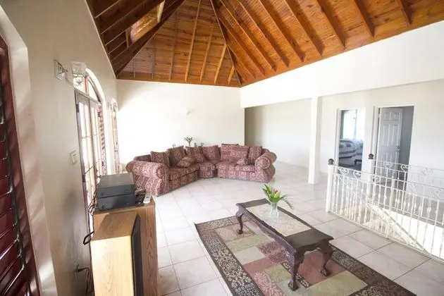 Comfort Villa, Birden Çok Yatak Odası, Havuz Kullanımı, Denize Bakan