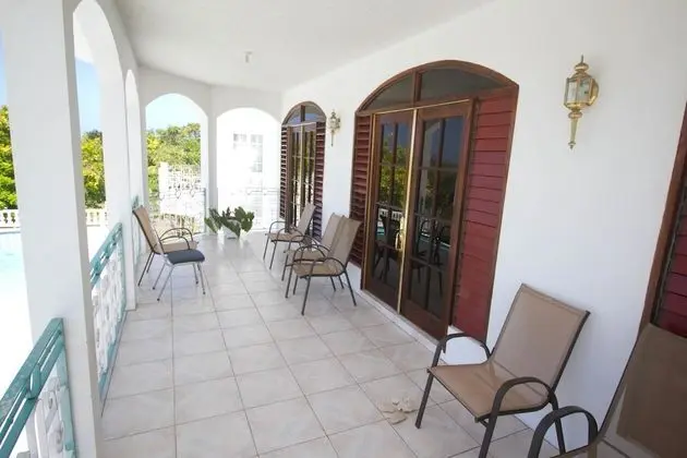Comfort Villa, Birden Çok Yatak Odası, Havuz Kullanımı, Denize Bakan