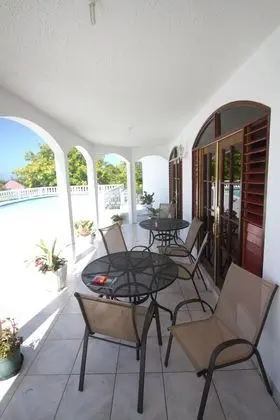 Comfort Villa, Birden Çok Yatak Odası, Havuz Kullanımı, Denize Bakan