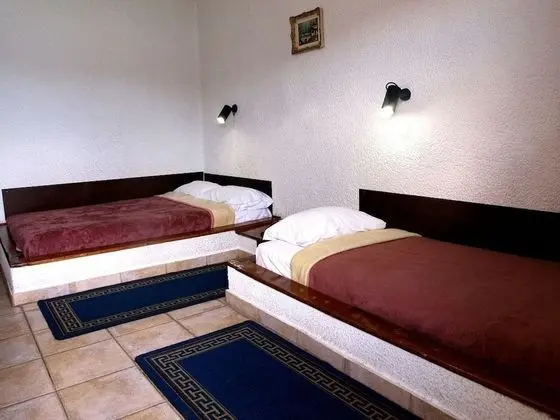Tek Büyük Yataklı Oda