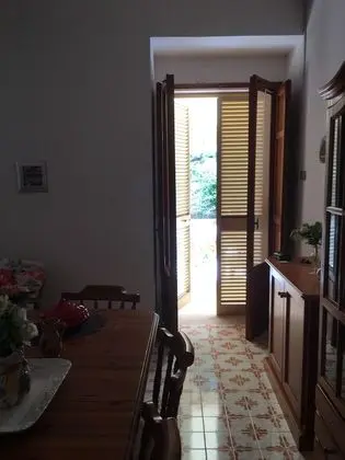 Panoramic Kır Evi, 2 Yatak Odası, Deniz Manzaralı, Denize Sıfır