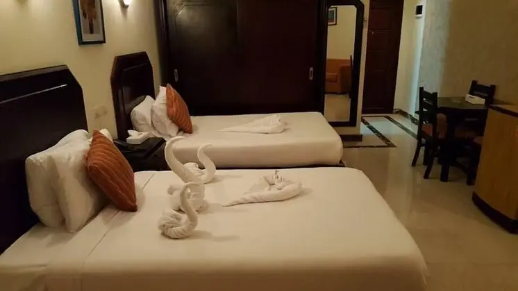 Deluxe Tek Büyük veya İki Ayrı Yataklı Oda, 1 Yatak Odası, Sigara İçilebilir, Deniz Manzaralı