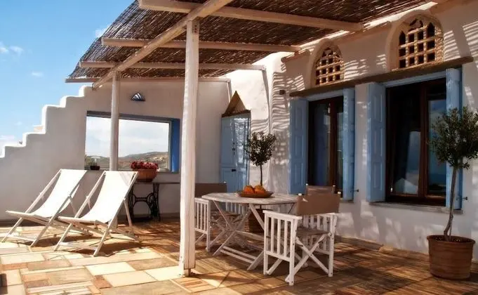 Superior Süit, Deniz Manzaralı (Naxos)